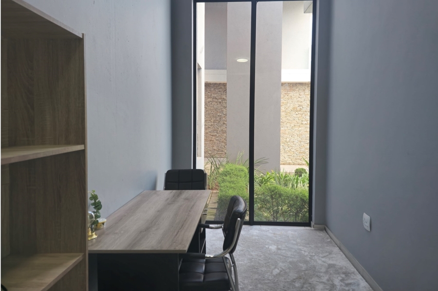 7 Bedroom Property for Sale in Gholfsig Mpumalanga