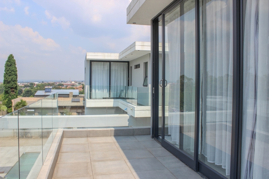 7 Bedroom Property for Sale in Gholfsig Mpumalanga
