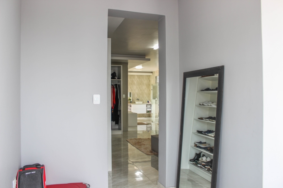 7 Bedroom Property for Sale in Gholfsig Mpumalanga