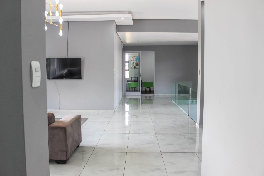 7 Bedroom Property for Sale in Gholfsig Mpumalanga