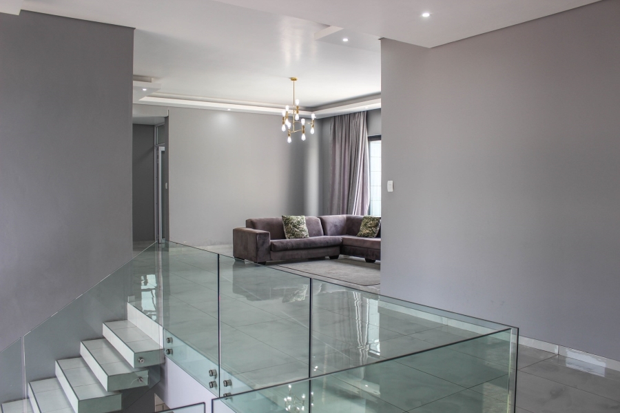 7 Bedroom Property for Sale in Gholfsig Mpumalanga