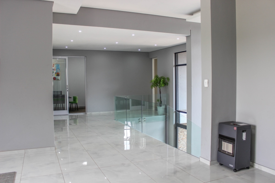 7 Bedroom Property for Sale in Gholfsig Mpumalanga