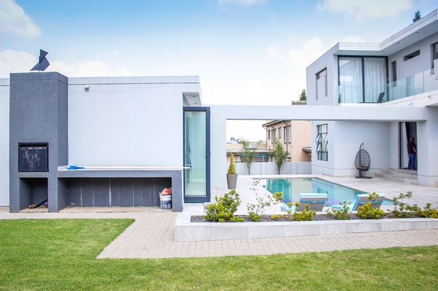 7 Bedroom Property for Sale in Gholfsig Mpumalanga