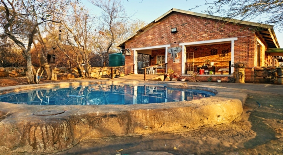 2 Bedroom Property for Sale in Marloth Park Mpumalanga