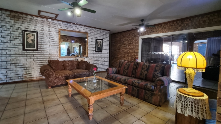 9 Bedroom Property for Sale in Graskop Mpumalanga