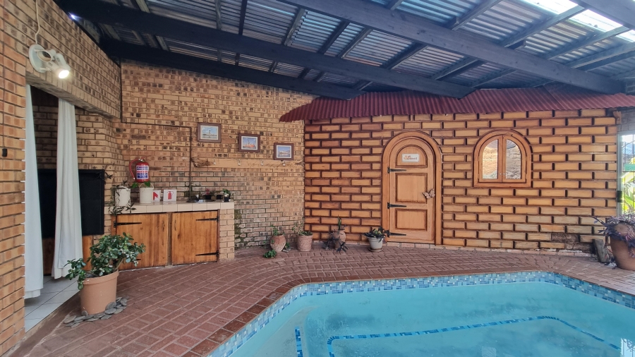 9 Bedroom Property for Sale in Graskop Mpumalanga