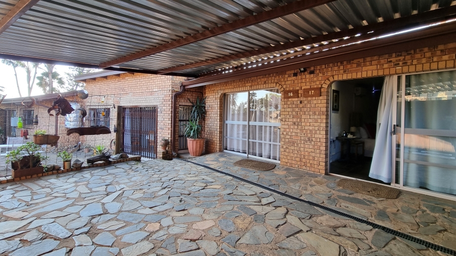 9 Bedroom Property for Sale in Graskop Mpumalanga