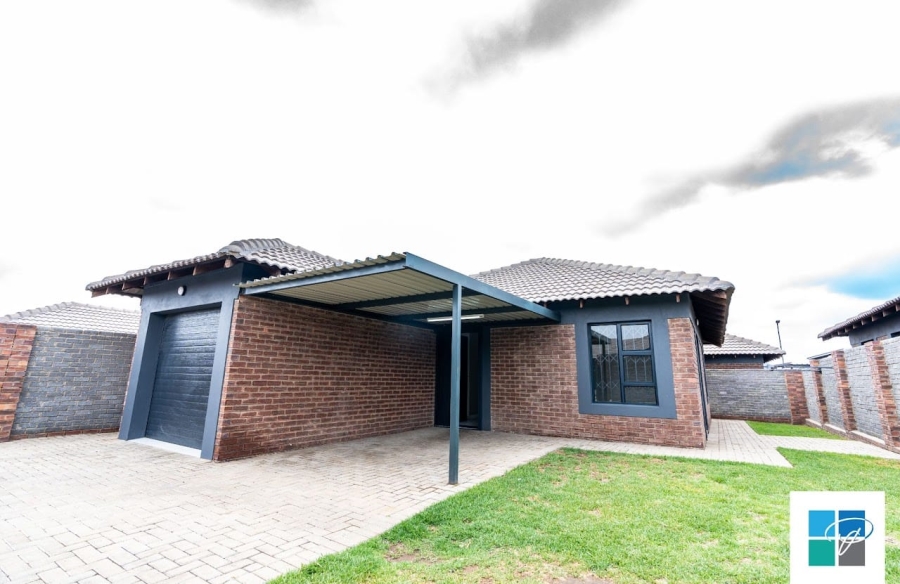2 Bedroom Property for Sale in Suidheuwel Mpumalanga