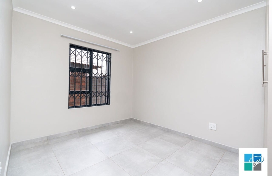 2 Bedroom Property for Sale in Suidheuwel Mpumalanga