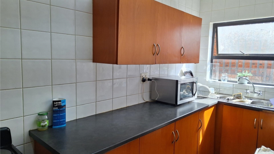 To Let commercial Property for Rent in Riverside Park Mpumalanga