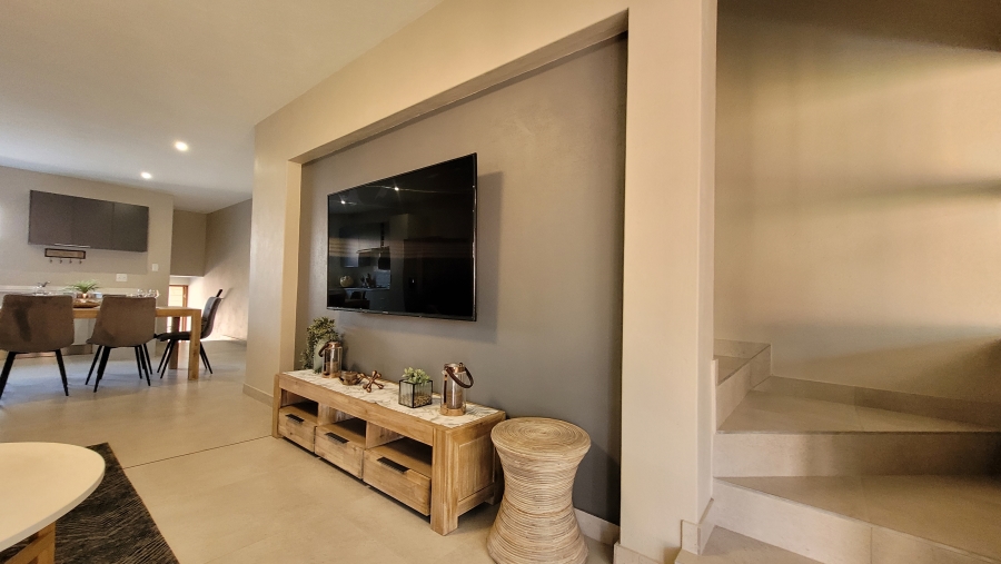 3 Bedroom Property for Sale in Stonehenge Mpumalanga