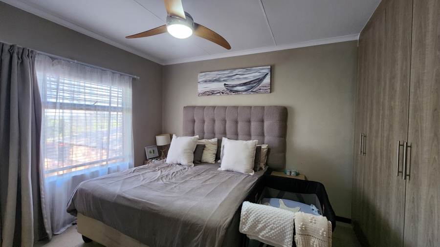 3 Bedroom Property for Sale in Sonheuwel Ext 1 Mpumalanga