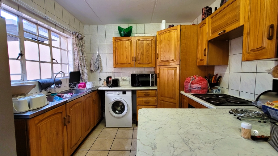 3 Bedroom Property for Sale in Nelspruit Ext 14 Mpumalanga