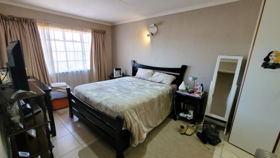 3 Bedroom Property for Sale in Nelspruit Ext 14 Mpumalanga