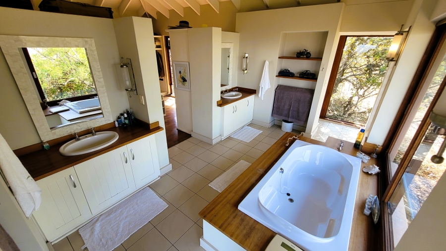5 Bedroom Property for Sale in Nelspruit Rural Mpumalanga