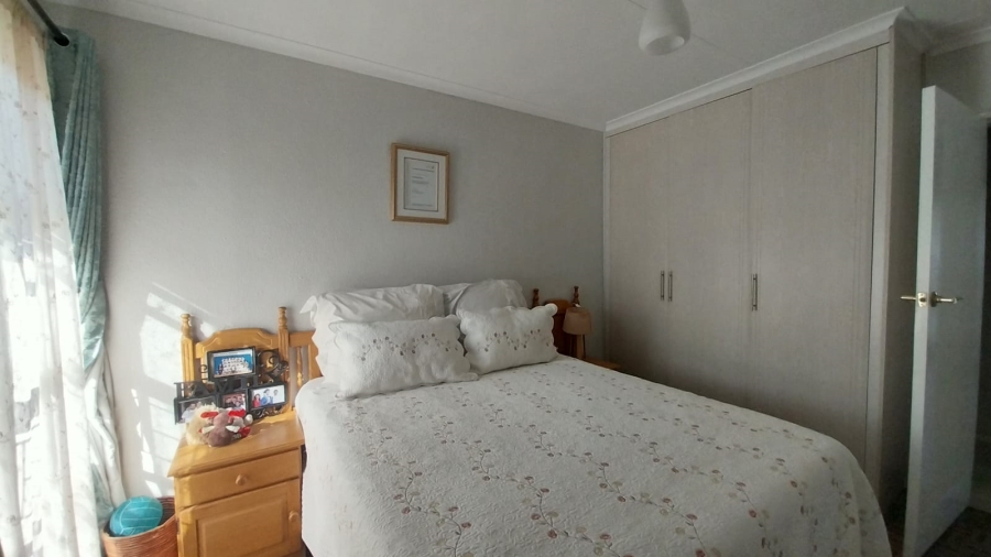 4 Bedroom Property for Sale in Sunset Park Mpumalanga