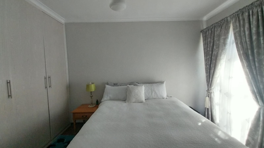 4 Bedroom Property for Sale in Sunset Park Mpumalanga