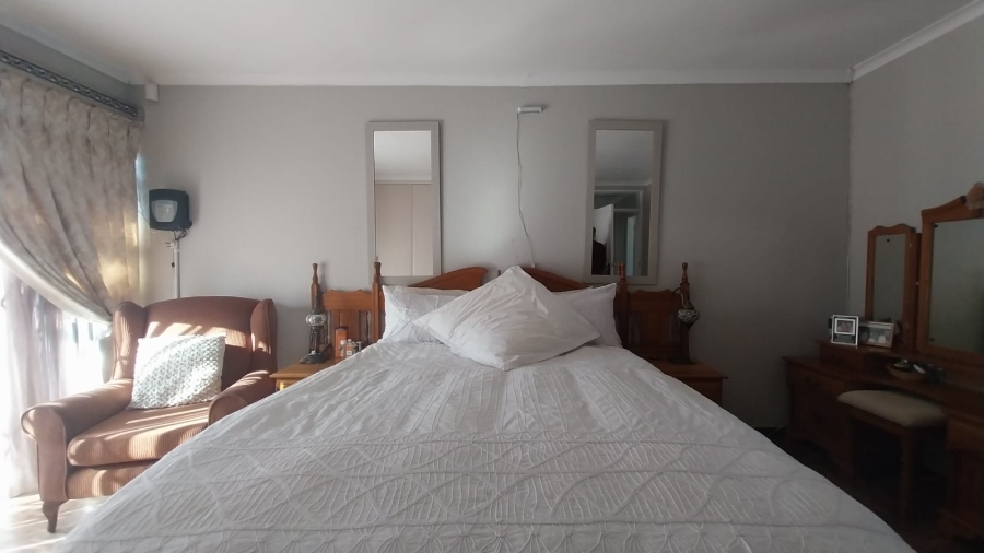4 Bedroom Property for Sale in Sunset Park Mpumalanga