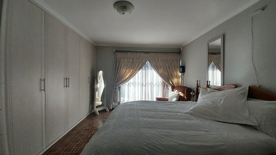 4 Bedroom Property for Sale in Sunset Park Mpumalanga