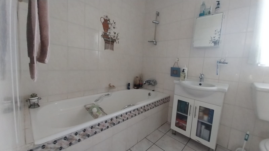 4 Bedroom Property for Sale in Sunset Park Mpumalanga