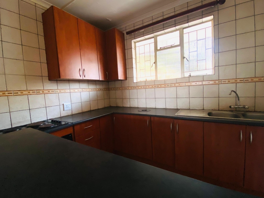 To Let 2 Bedroom Property for Rent in White River Mpumalanga