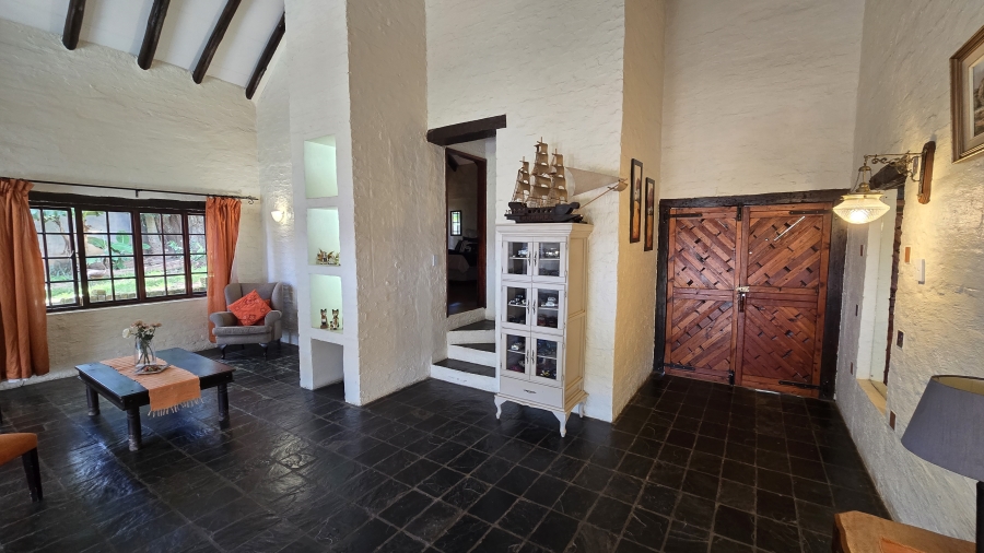 5 Bedroom Property for Sale in White River Ext 6 Mpumalanga