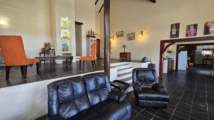 5 Bedroom Property for Sale in White River Ext 6 Mpumalanga