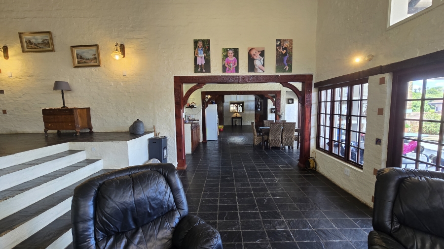 5 Bedroom Property for Sale in White River Ext 6 Mpumalanga