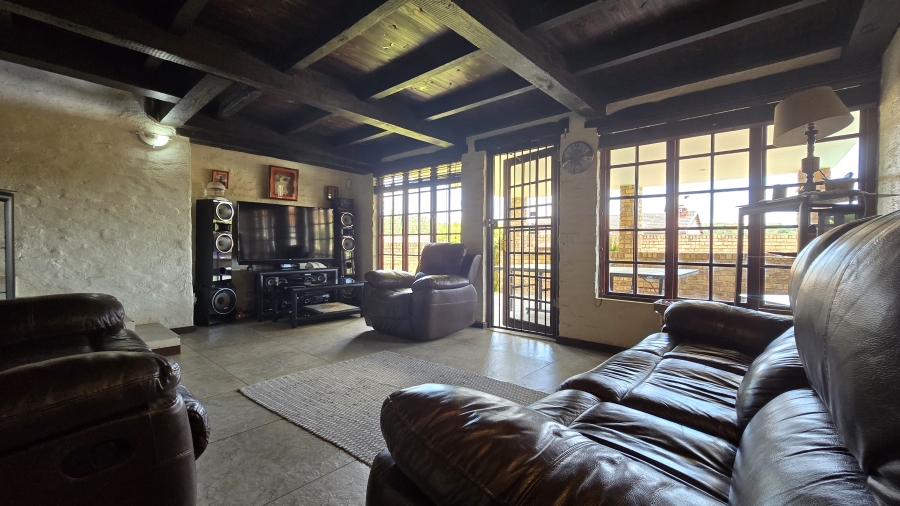 5 Bedroom Property for Sale in White River Ext 6 Mpumalanga