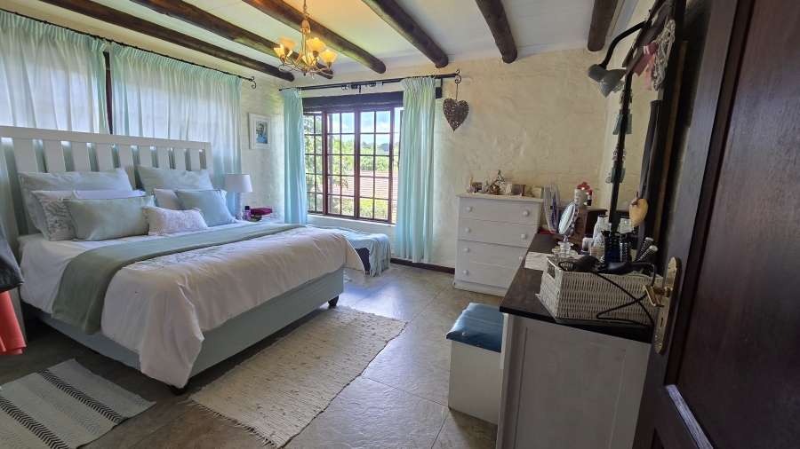 5 Bedroom Property for Sale in White River Ext 6 Mpumalanga