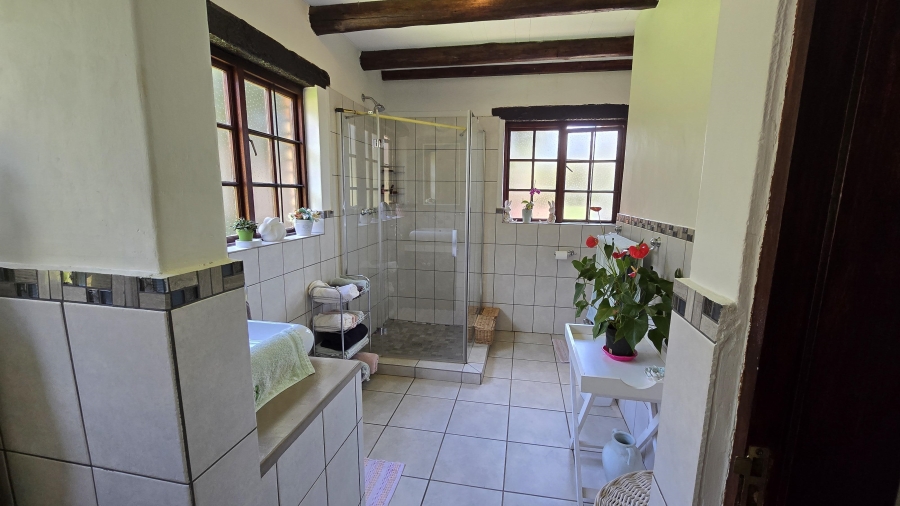5 Bedroom Property for Sale in White River Ext 6 Mpumalanga