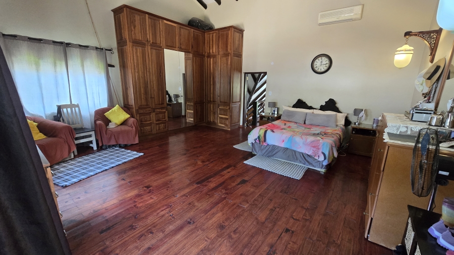5 Bedroom Property for Sale in White River Ext 6 Mpumalanga