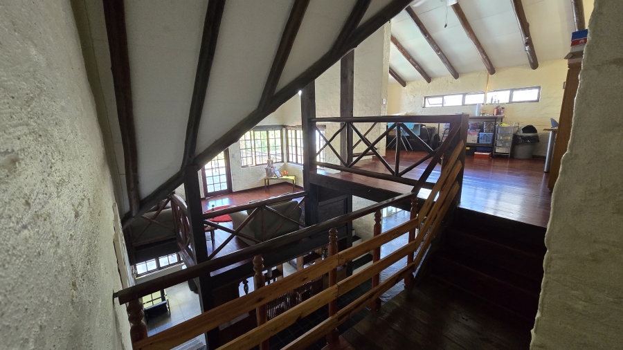 5 Bedroom Property for Sale in White River Ext 6 Mpumalanga