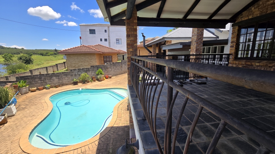 5 Bedroom Property for Sale in White River Ext 6 Mpumalanga