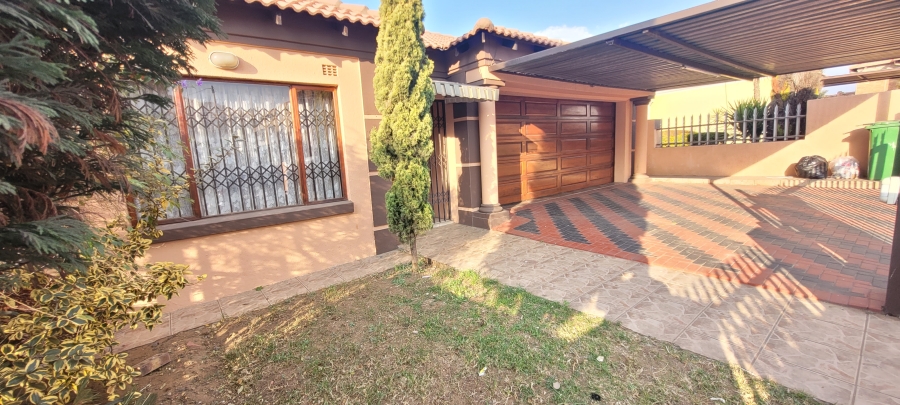 3 Bedroom Property for Sale in Mhluzi Mpumalanga