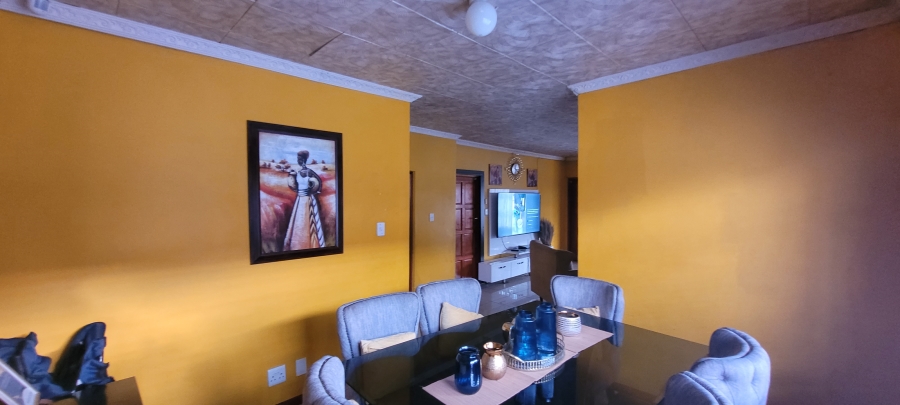 3 Bedroom Property for Sale in Mhluzi Mpumalanga