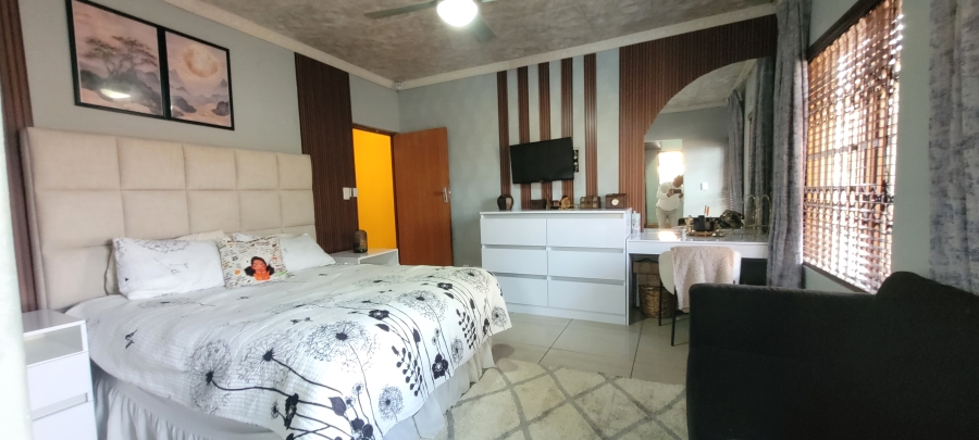 3 Bedroom Property for Sale in Mhluzi Mpumalanga