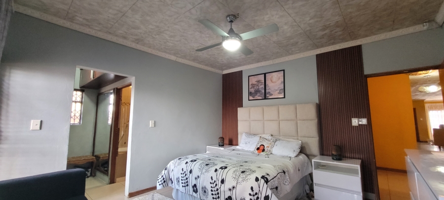 3 Bedroom Property for Sale in Mhluzi Mpumalanga