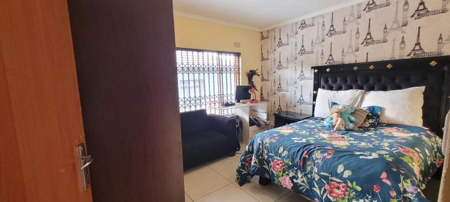 3 Bedroom Property for Sale in Mhluzi Mpumalanga