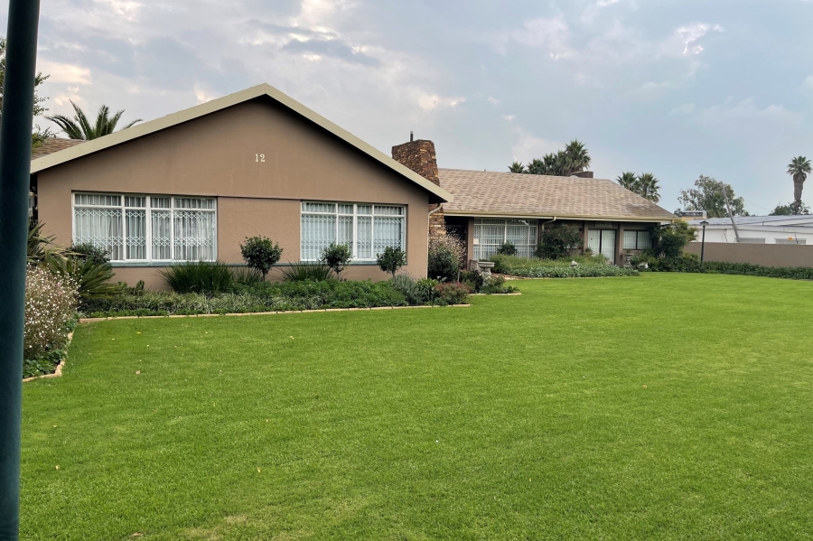 7 Bedroom Property for Sale in Kinross Mpumalanga