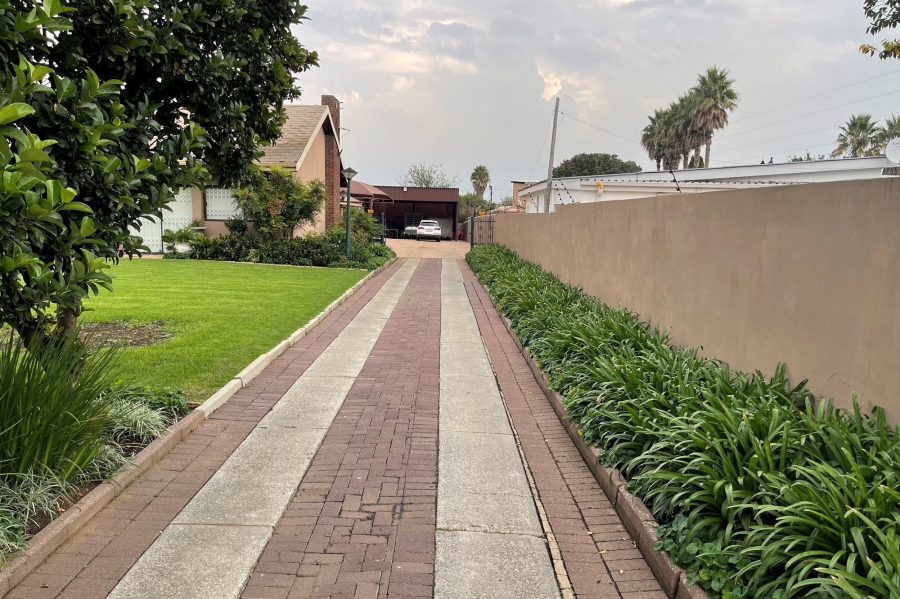 7 Bedroom Property for Sale in Kinross Mpumalanga