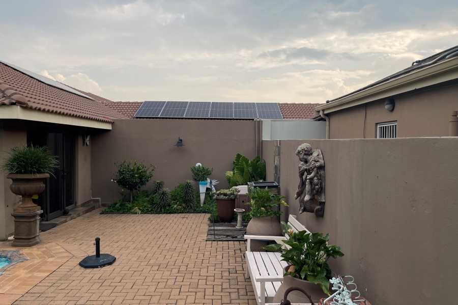 7 Bedroom Property for Sale in Kinross Mpumalanga