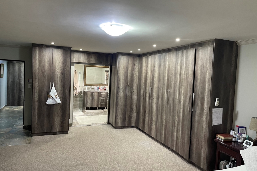 7 Bedroom Property for Sale in Kinross Mpumalanga
