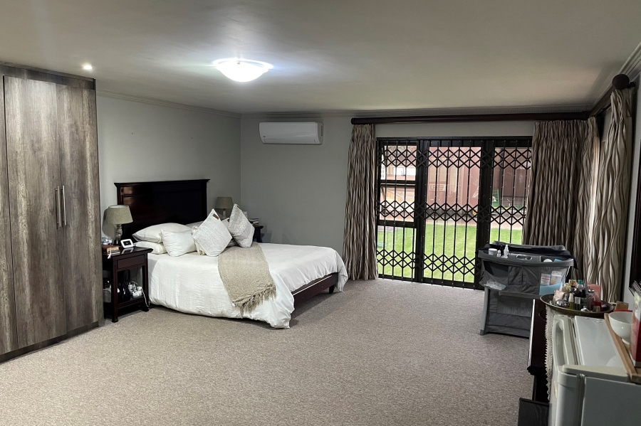 7 Bedroom Property for Sale in Kinross Mpumalanga