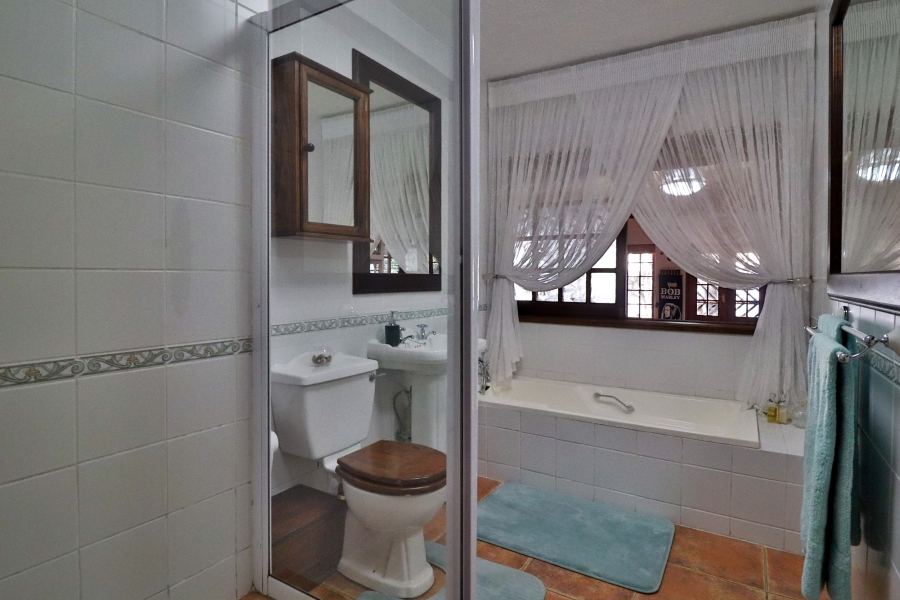 6 Bedroom Property for Sale in Nelspruit Ext 2 Mpumalanga