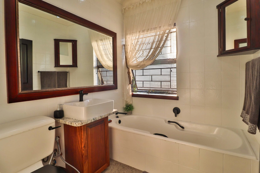 6 Bedroom Property for Sale in Nelspruit Ext 2 Mpumalanga