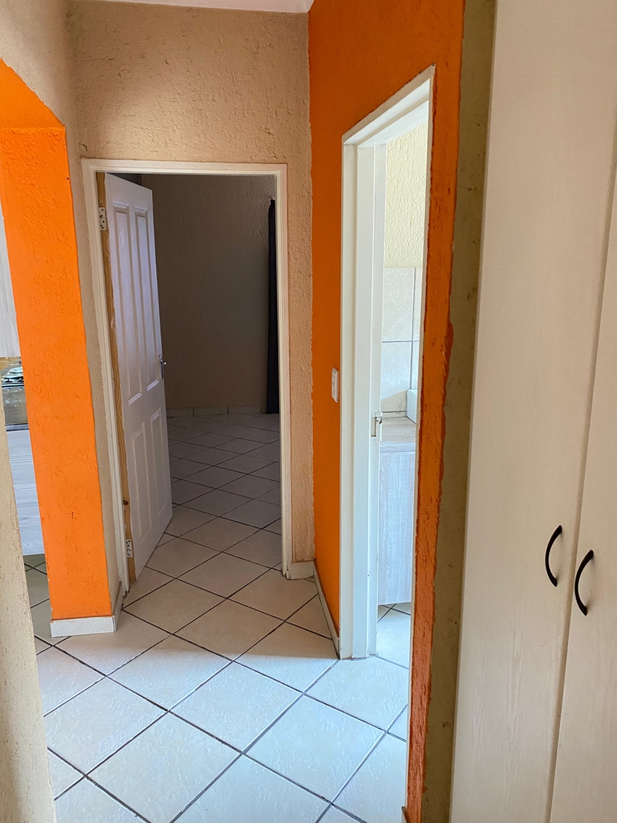 2 Bedroom Property for Sale in Stonehenge Ext 8 Mpumalanga
