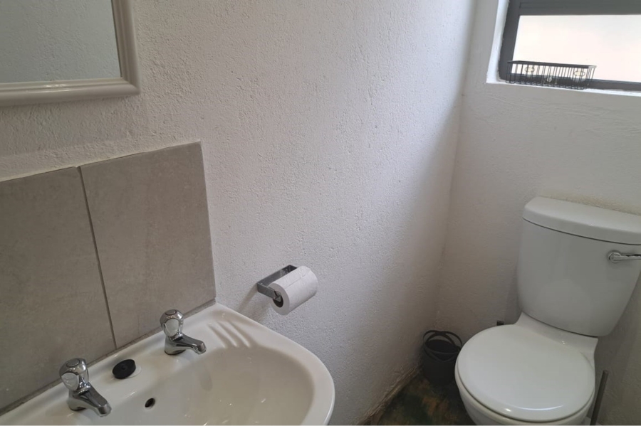 3 Bedroom Property for Sale in Marloth Park Mpumalanga
