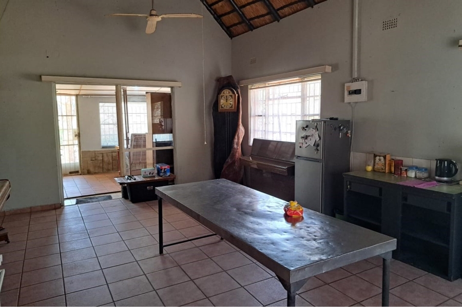 2 Bedroom Property for Sale in Marloth Park Mpumalanga