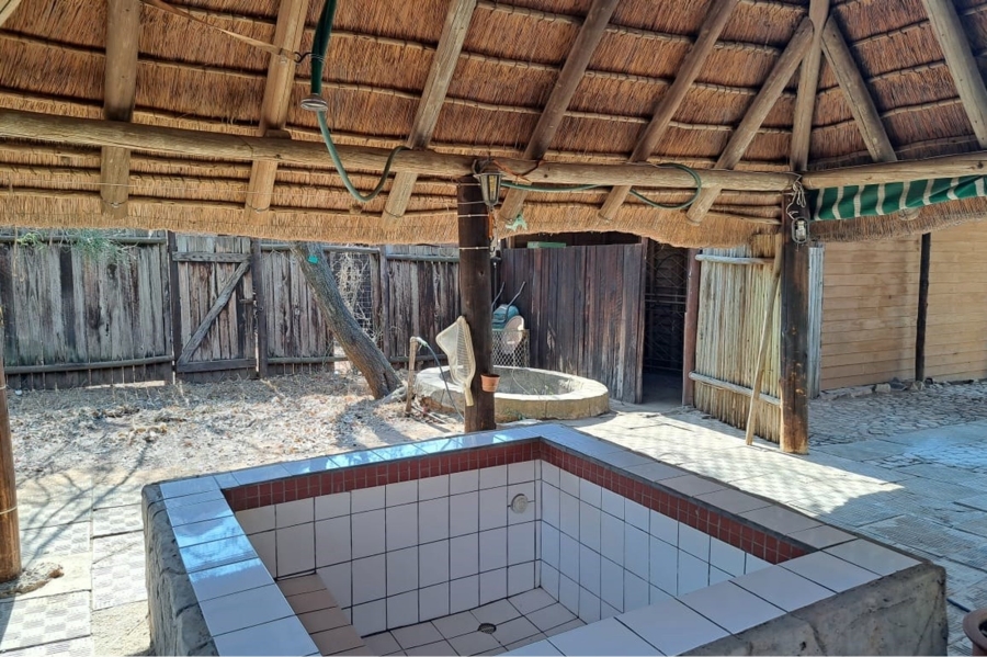 2 Bedroom Property for Sale in Marloth Park Mpumalanga